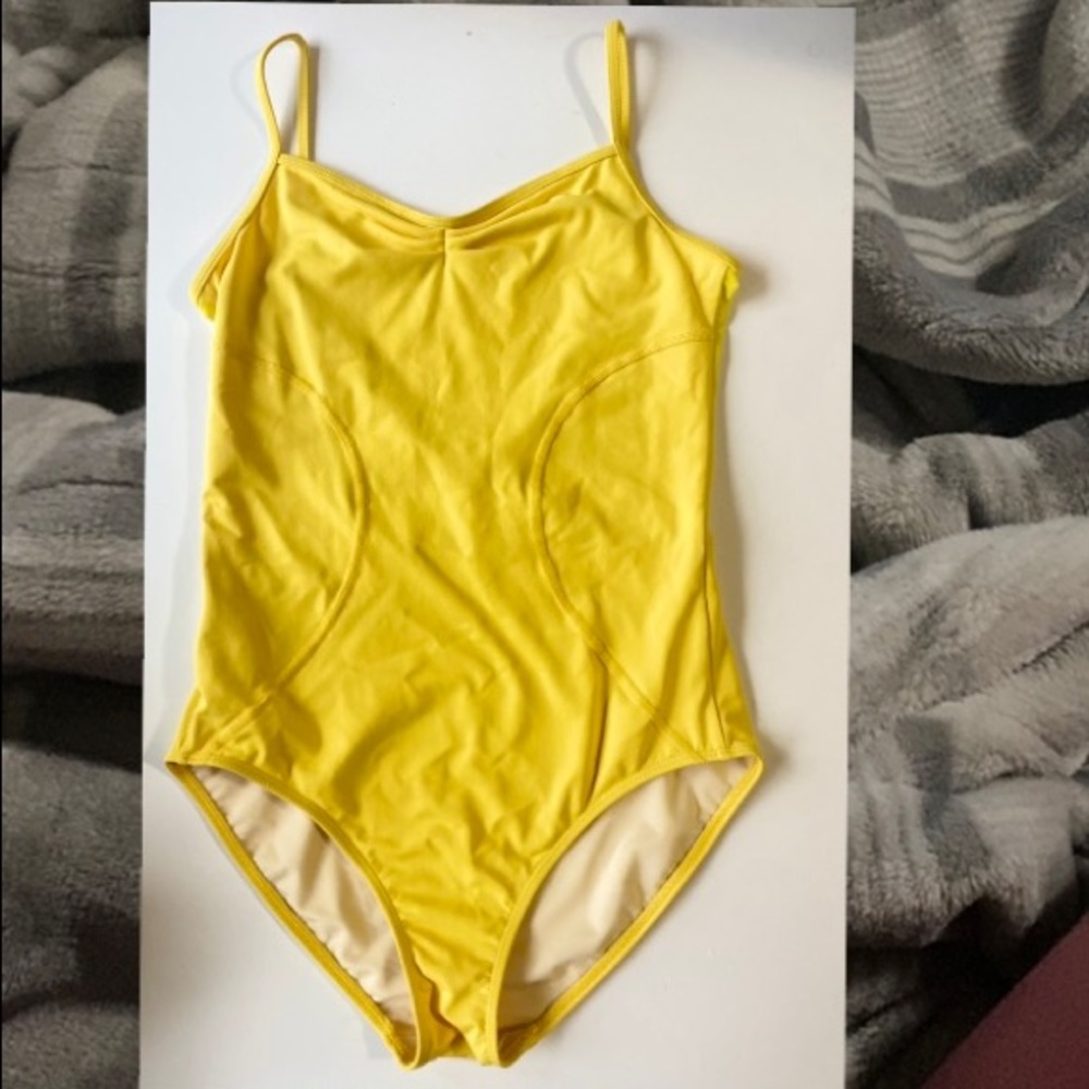 Collections by Claudia Leotard